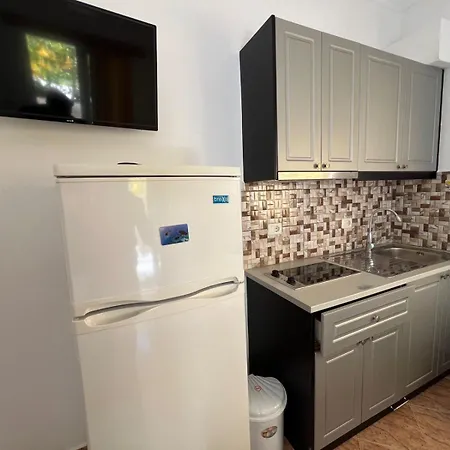 Golden Apartment